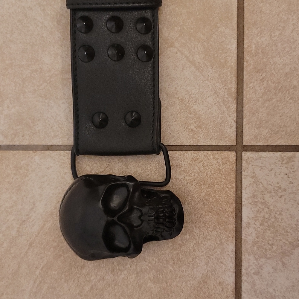 Black studded skull belt